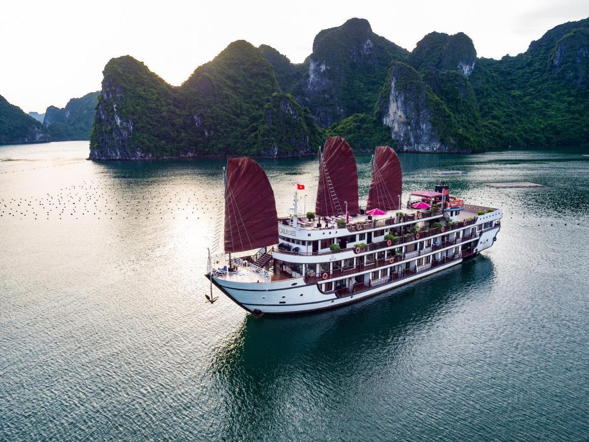 Alisa Cruise Halong Hotel Ха Лонг Екстериор снимка